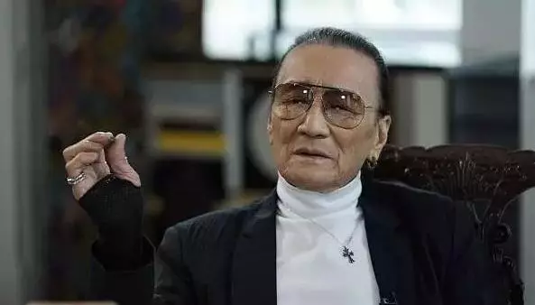港媒稱謝霆鋒與張柏芝疑復婚,謝賢的態度謝霆鋒的回答可見端倪!