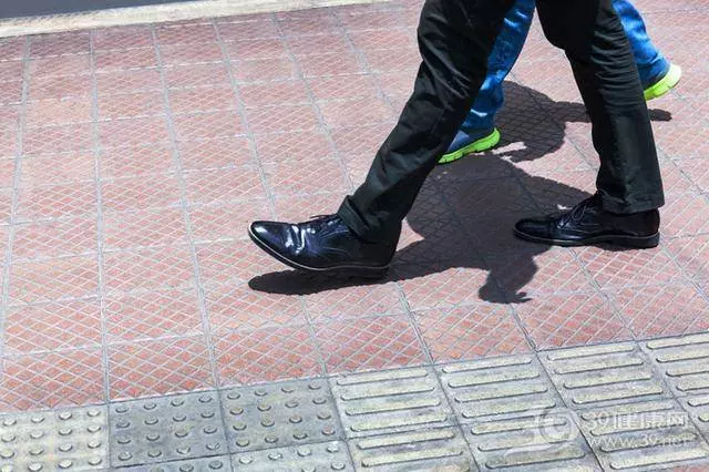 走路是最好的長壽藥不想生病,記住3個走路治病法