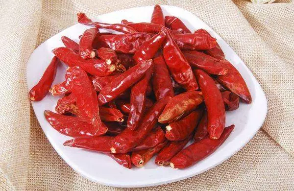 醫生勸告:肝不好的人,這4種蔬菜不能吃,尤其第3個,很多人都愛