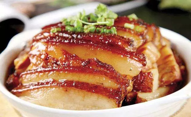 扣肉怎麼做肥而不膩?最正宗的扣肉配方,30年大廚那學的,很珍貴