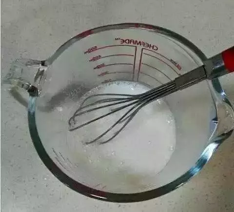 老婆做的蒸蛋糕,不用烤箱不用電飯煲,可媲美輕芝士蛋糕,製作簡單,新手必學。