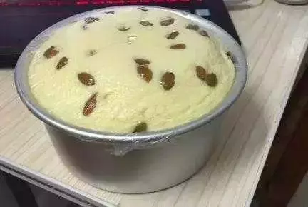 老婆做的蒸蛋糕,不用烤箱不用電飯煲,可媲美輕芝士蛋糕,製作簡單,新手必學。