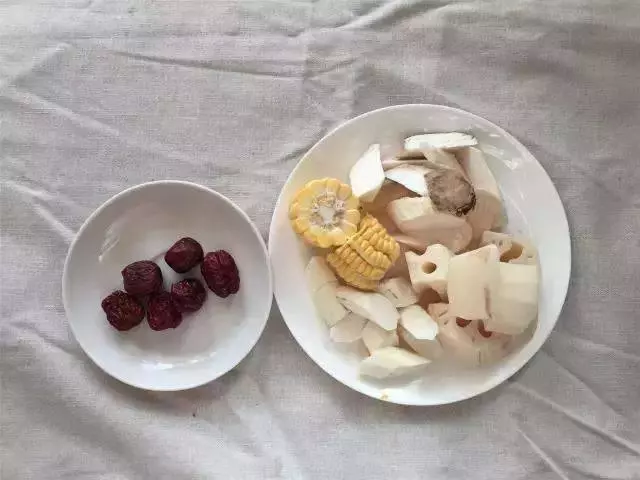 婆婆常煲素湯,沒肉也美味!