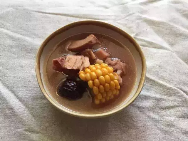 婆婆常煲素湯,沒肉也美味!