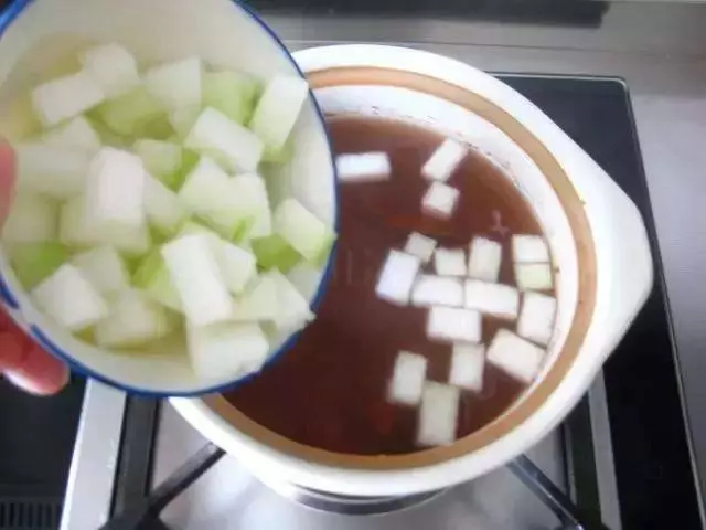 婆婆常煲素湯,沒肉也美味!