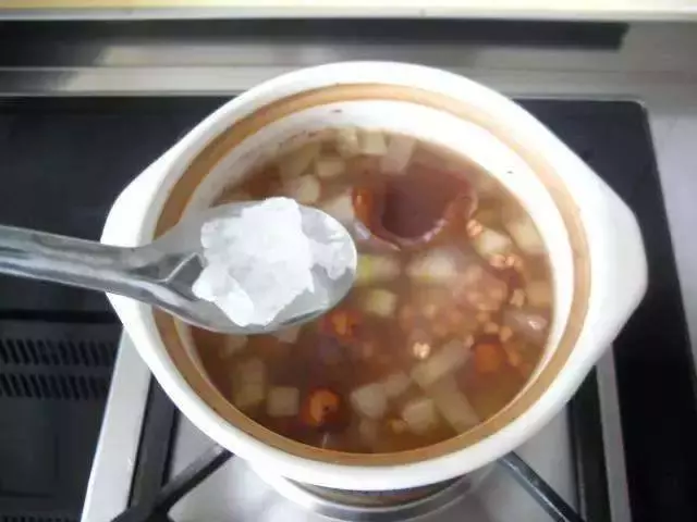 婆婆常煲素湯,沒肉也美味!