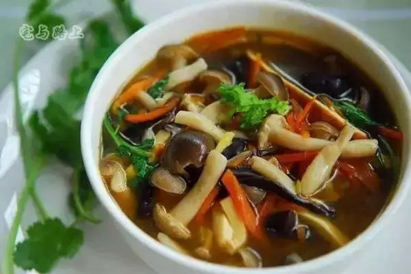 婆婆常煲素湯,沒肉也美味!
