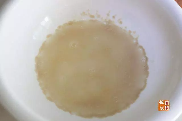 1碗麵粉,2個雞蛋,不用一滴油,做出香甜鬆軟麵包餅,放涼不會硬
