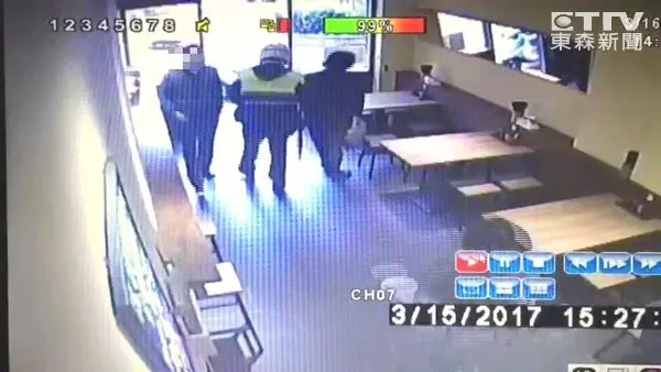 年輕警察進餐廳喊話「等下有人來吃飯,錢算我的!」 老闆見到「下一秒出現的客人」讚爆:太暖心