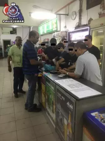 世杯賽期間突擊56地點 「反賭球行動」捕77男女