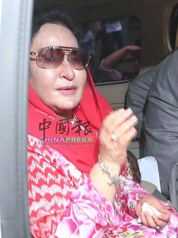 「追討6000萬珠寶 九牛一毛」 律師:世皇屬合法企業