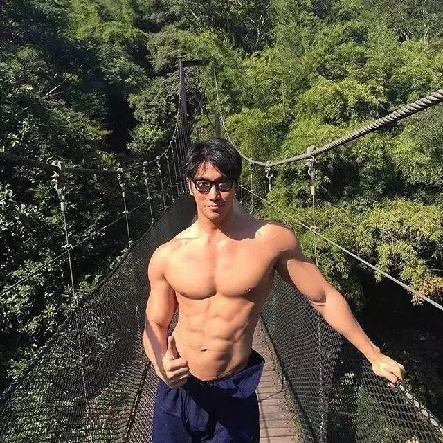 99%的人都猜不出他幾歲,當公開他的真實年齡瞬間嚇瘋所有人:真不老之身4ni