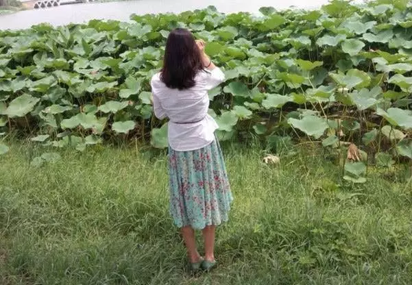 俺和小三同時懷孕,婆婆出錢讓俺打胎,俺和小三孩子生出,婆傻住