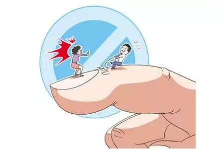寶寶手指長這種「肉刺」,家長們可就要多留個心眼了