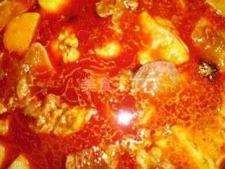 馬來西亞*咖哩雞*(食譜) 它的味道香濃,令人忍不住添多一碗飯!先收藏!