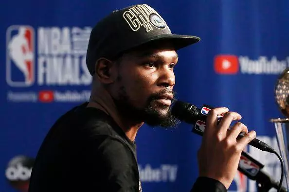 KD、考辛斯加盟勇士毀了NBA?杜蘭特公開反駁球迷道德綁架?