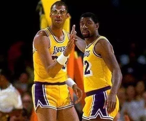 美媒評NBA歷史五大二人組:詹韋上榜,OK組合僅第二