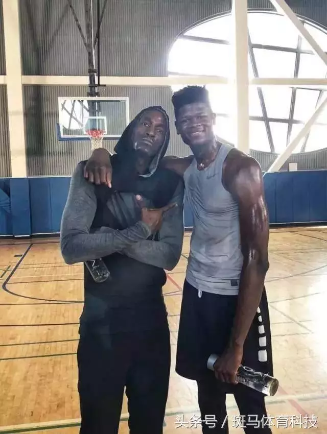 聯盟最長臂展,比沃爾威少跑得還快,七尺怪物中鋒即將征服NBA