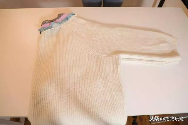 家裡衣服多的沒地方放?30年保姆阿姨教你1招,再多衣服也不怕
