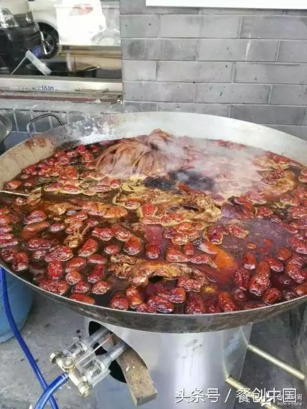 滷味師傅幾十年滷汁配製三秘訣,難得的