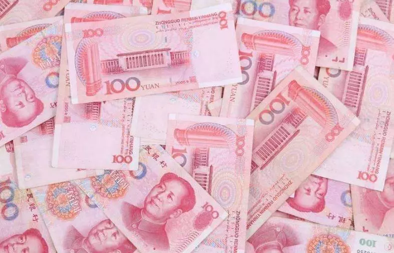 8月喜鵲來報喜,左手橫財,右手大獎,註定紅火30年的四生肖