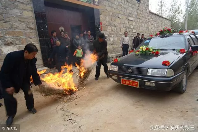 女兒:不分房就不養老;父母:分了你也不會養老,還不如都給你弟