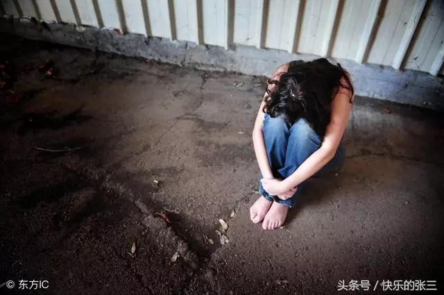 丈夫住院大姑姐自願去照顧,病癒大姑帶走2萬,理由讓她瞠目結舌