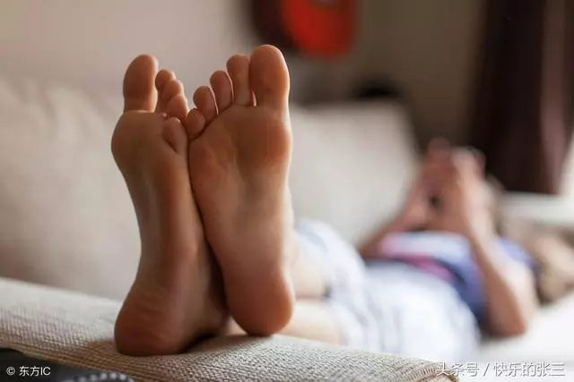 我給女兒出首付給他們買房,女兒女婿非要跟我住,你啃老你有理?