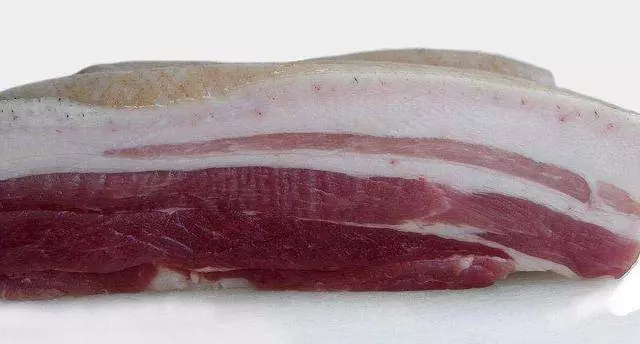 扣肉怎麼做肥而不膩?最正宗的扣肉配方,30年大廚那學的,很珍貴