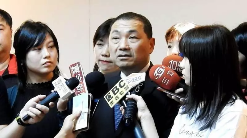 柯P指文大宿舍遊走法律邊緣 侯:當初已認定是學生宿舍