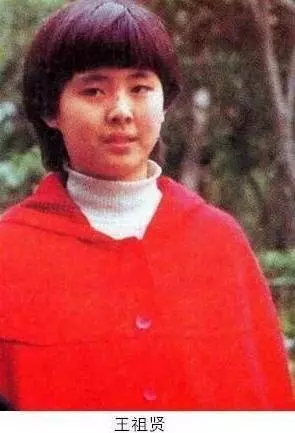 盤點老牌港星的「罕見童年照」!趙雅芝從小就是美人胚子,周慧敏小時候竟然長得像周杰倫...