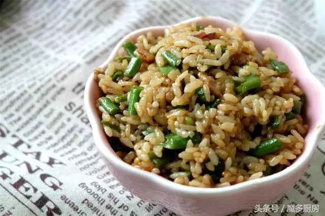 炒飯經常吃,但這麼炒還是第一次,孩子說比蛋炒飯好吃!