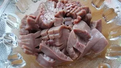 老公總是腰酸睡眠不好,吃補藥也不見好,喜得一個秘方,喝了幾次以後,老公簡直像換了一個人