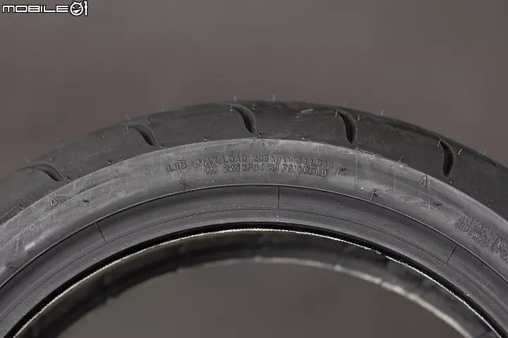 黑色甜甜圈上的密碼!速克達輪胎規格大解密