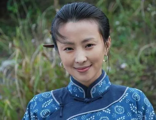 為供小叔子上大學,殘疾的她吃盡苦頭,小叔子畢業後以驚人的方式報恩