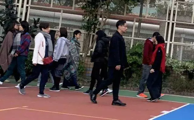 緣分到了?TVB「絕世好女友」單身至今 搭上百億富少齊齊當義工