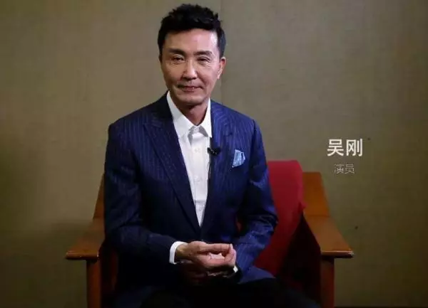 原來這些明星「出道前」都是真警察,難怪演警察這麼逼真