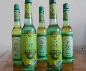 花露水滴在紙巾上太神奇了,家家戶戶都用得上,鄰居看後都誇我聰明!
