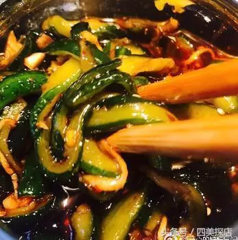 腌黃瓜的最正確打開方式,我白吃了25年黃瓜!上桌就搶光