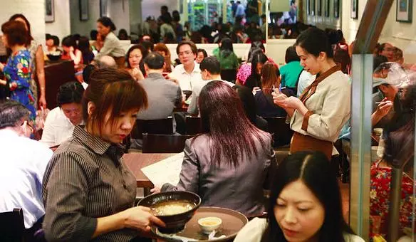 不只港日韓!聽到「我從台灣來的」店員態度馬上大轉變 網友驚呼:連馬爾地夫也行得通!