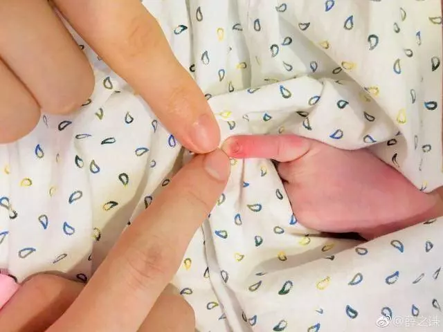 李亞男王祖藍女兒Gabrielle降臨,看見寶寶的樣子,網友: 我擔心的事情開始發生了