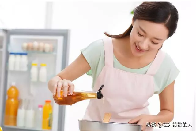 老公嫂子住院我無怨無悔伺候,老公卻說我天生忙碌命,伺候應該的