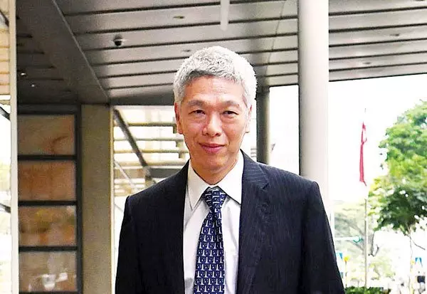 弟弟李顯楊捐款給時評人力挺他告狀哥哥李顯龍