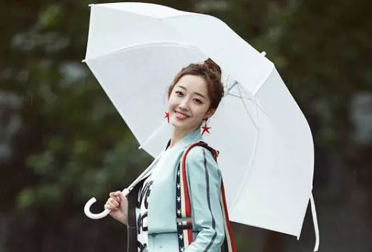喜鵲報喜,明天起,4生肖橫財天天降,財富如雨,18年要發達