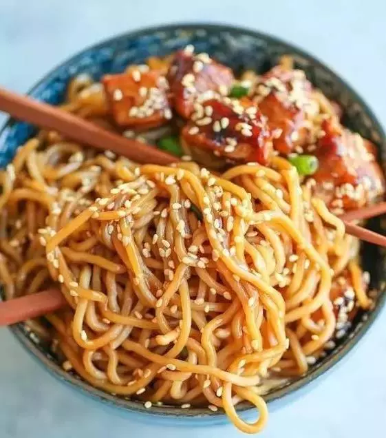 樓下面館老師傅私下透漏,在家煮麵的【5大秘訣】,輕輕鬆松就能讓麵條更好吃!