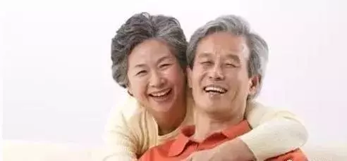 老年夫妻最缺什麼?說得太好了,夫妻都該看看