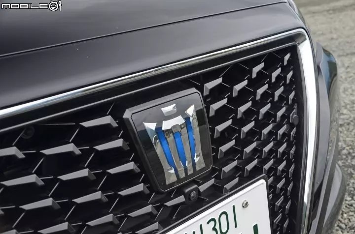 第15代 Toyota Crown 日本試駕,新世代皇冠再現榮耀!