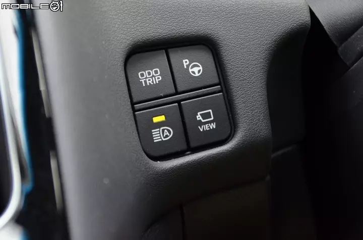 第15代 Toyota Crown 日本試駕,新世代皇冠再現榮耀!