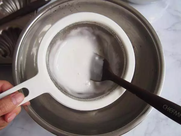 正宗枸杞水晶糕的做法~