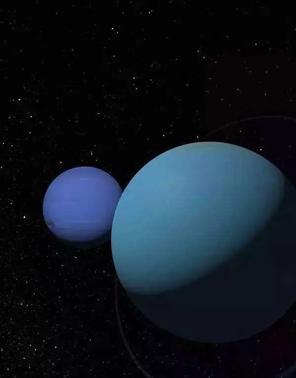 這些星球看上去沒有一點水,其實比地球水還多,水中或有神秘生物